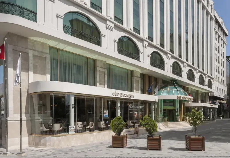 Elite World Istanbul Taksim, Stamboll