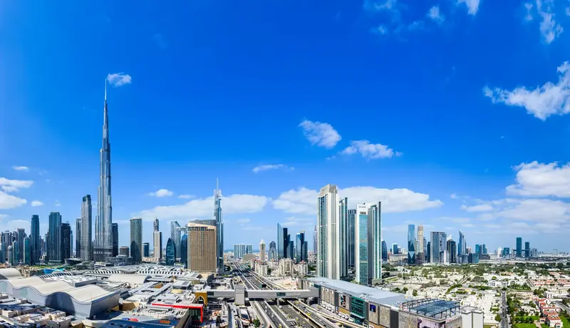 Dubai dhe Abu Dhabi me guidë