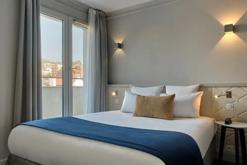 Hotel Atrium by Happyculture, Paris