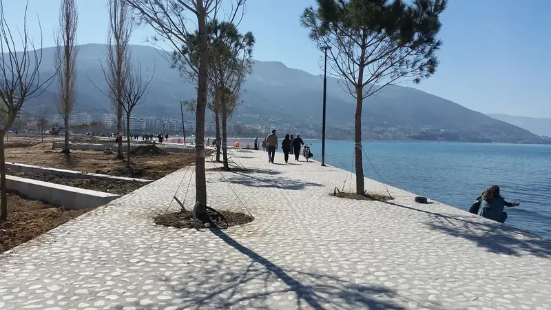 Vlorë, oferta për 28 Nëntor — Vlorë, Shqipëri — foto 5 nga 6