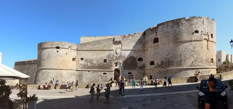 Alberobello, Otranto dhe Taranto — Alberobello, Otranto dhe Taranto — foto 6 nga 7
