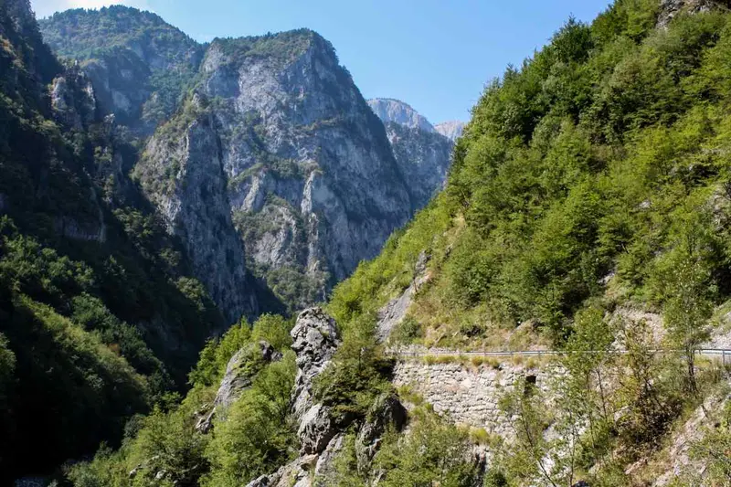 Maja e Ahmicës 2272 m, Rugovë — Rugovë — foto 3 nga 6