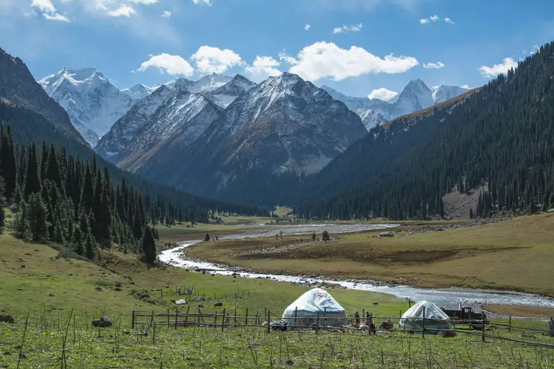 Kirgistan – Mbretëria e Maleve — Kirgistan — foto 5 nga 6