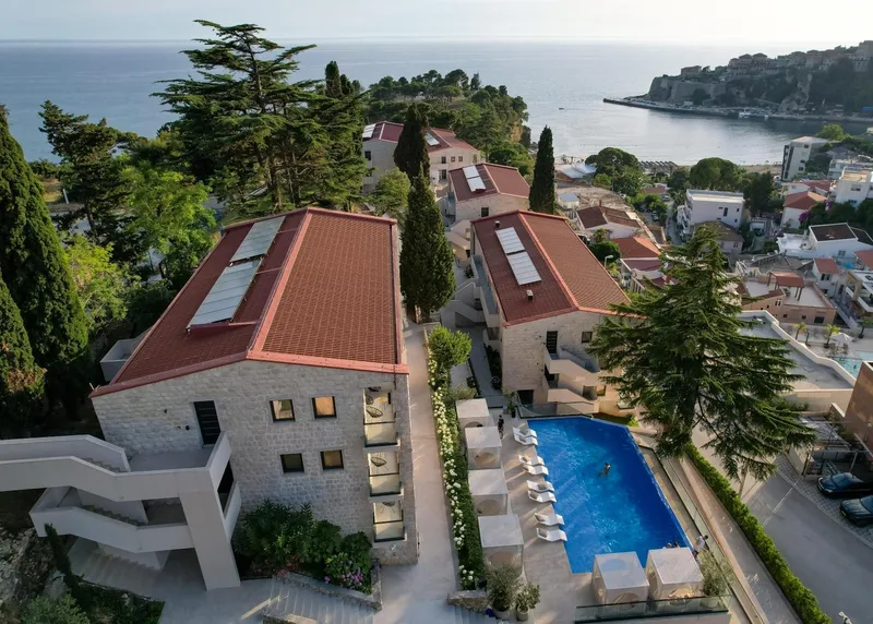 New Mediteran Hotel, Ulqin