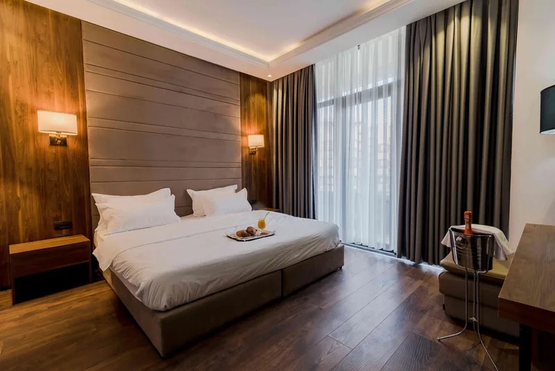 Rafaelo Executive Hotel, Shëngjin