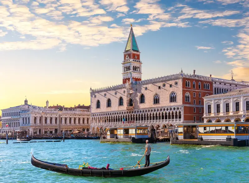 Venecia – Verona me avion dhe guidë