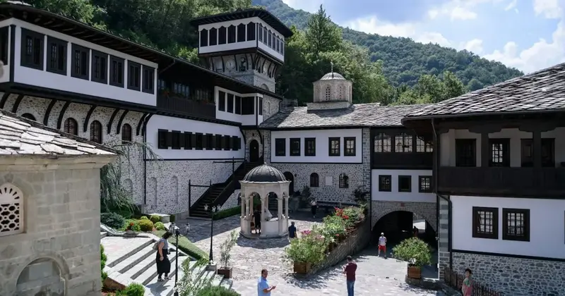 Dibër e Madhe dhe Manastiri i Bigorskit — Dibër e Madhe, Manastiri Bigorski — foto 2 nga 4