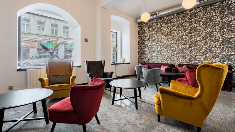 EA Hotel Victoria, Pragë