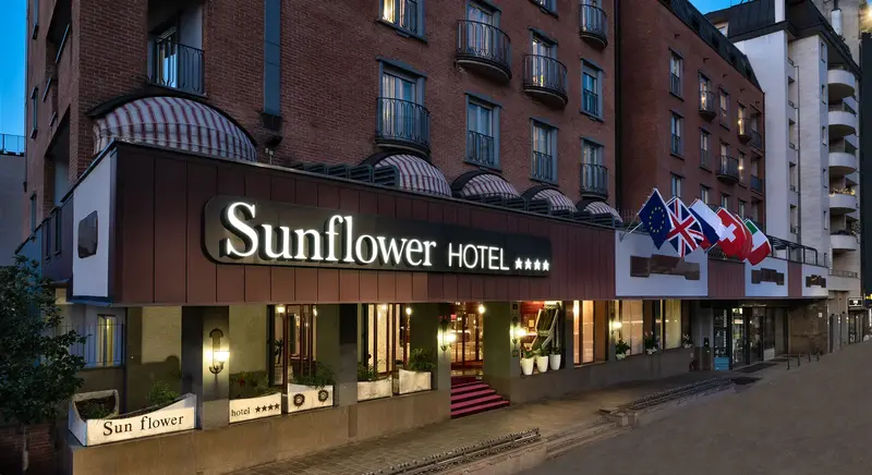 Hotel Sun Flower, Milano — Milano, Itali — foto 2 nga 8