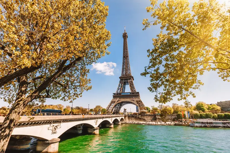 Paris, Viti i Ri 2027 — Paris, Francë — foto 7 nga 7