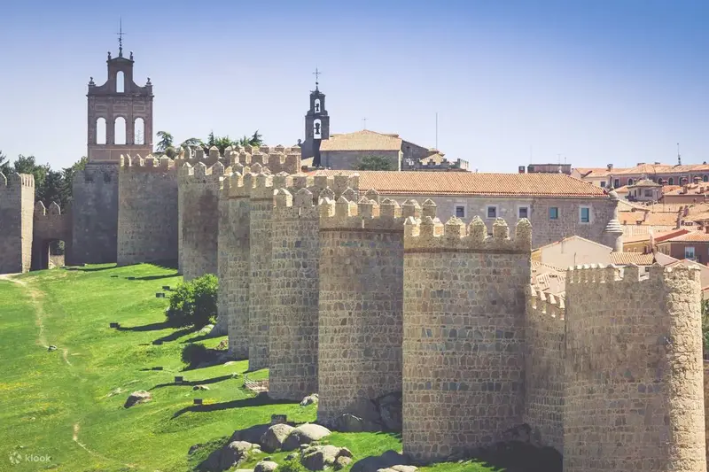 Madrid, Ávila, Segovia dhe Toledo — Madrid, Spanjë — foto 4 nga 6