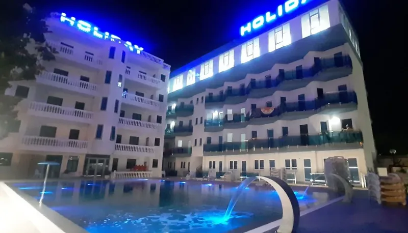 Hotel Holiday, Velipojë – 7 net me transport