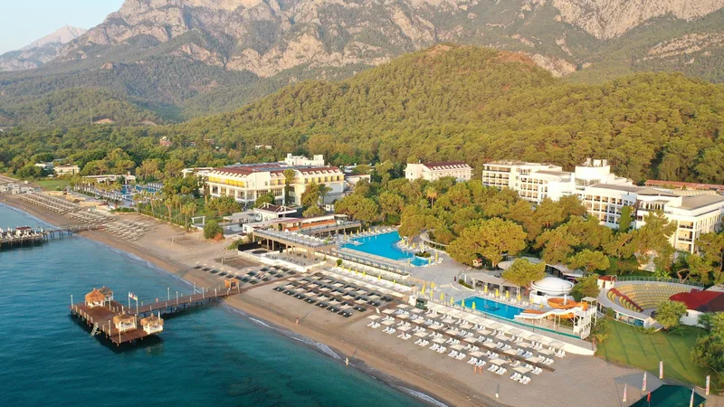 Perre La Mer Hotel Resort & Spa