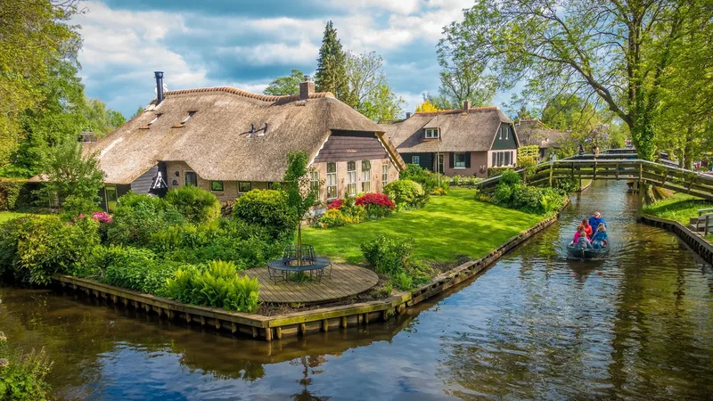 Amsterdam – Giethoorn – Antwerp