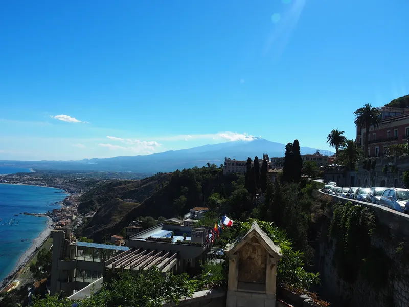 Udhëtim në Siçili, Catania & Taormina