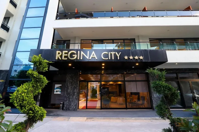 Regina City Hotel, Vlorë