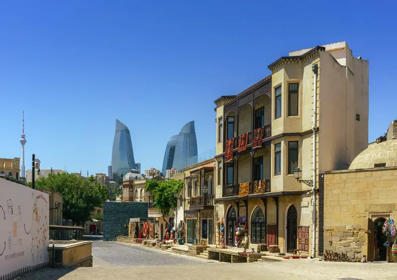 Azerbajxhan: Baku dhe Sheki