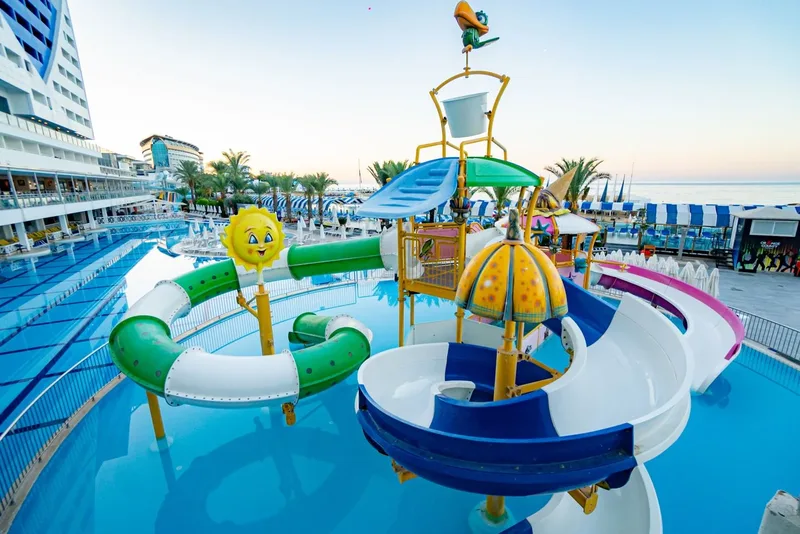 Orange County, Alanya