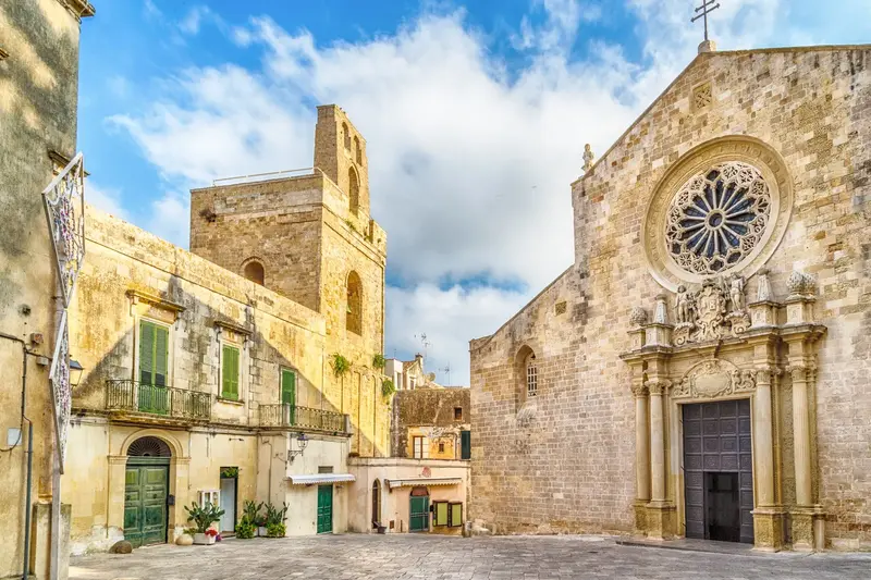 Alberobello, Otranto & Taranto — Alberobello, Otranto & Taranto — foto 2 nga 8