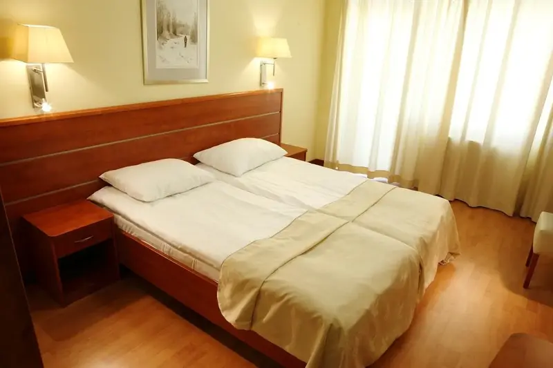 Benczur Hotel 3, Budapest — Budapest, Hungari — foto 7 nga 9