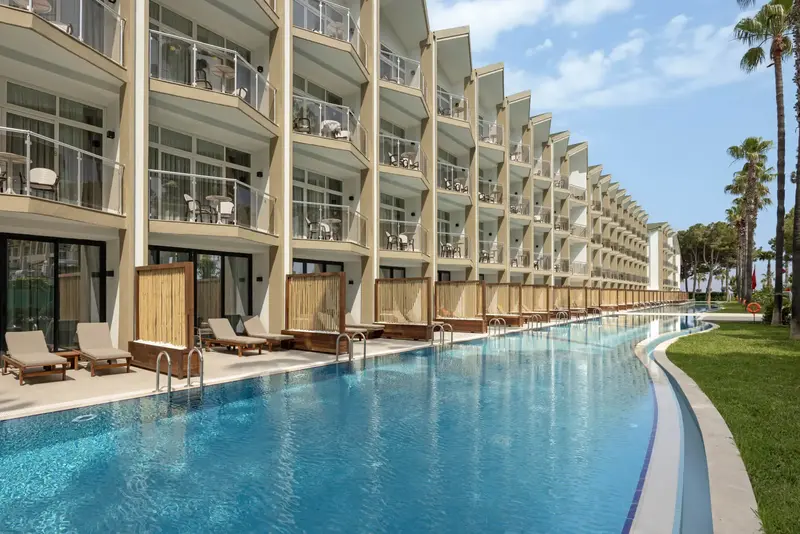 Dobedan World Palace Kemer, Kemer