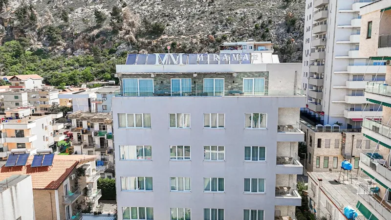Hotel Miramar, Shëngjin