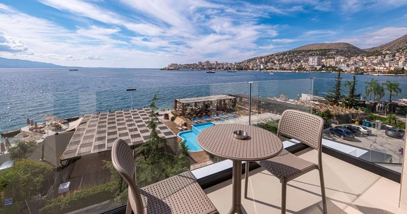 Hotel Grand, Sarandë