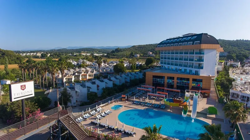 Throne Beach Resort Hotel, Antalya