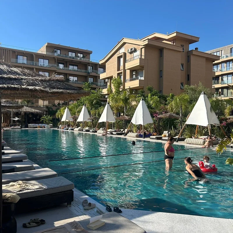 Regina Palm Resort, Orikum