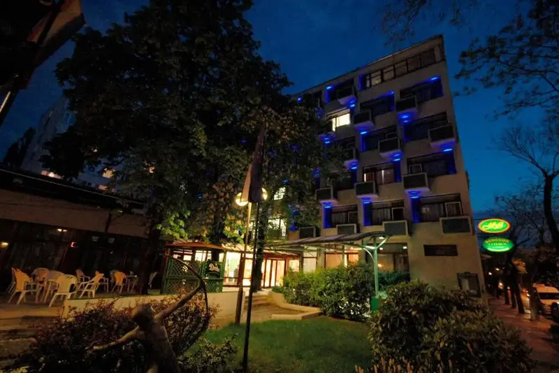 Benczur Hotel 3, Budapest — Budapest, Hungari — foto 2 nga 9