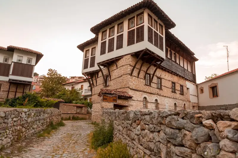 Kostur – Shpella e Dragoit — Kostur dhe Shpella e Dragoit — foto 4 nga 6