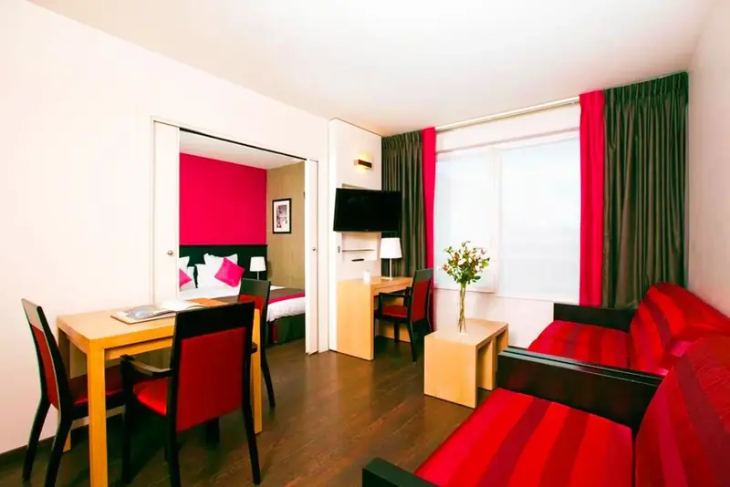 Residhome Val d'Europe, Paris + Disneyland