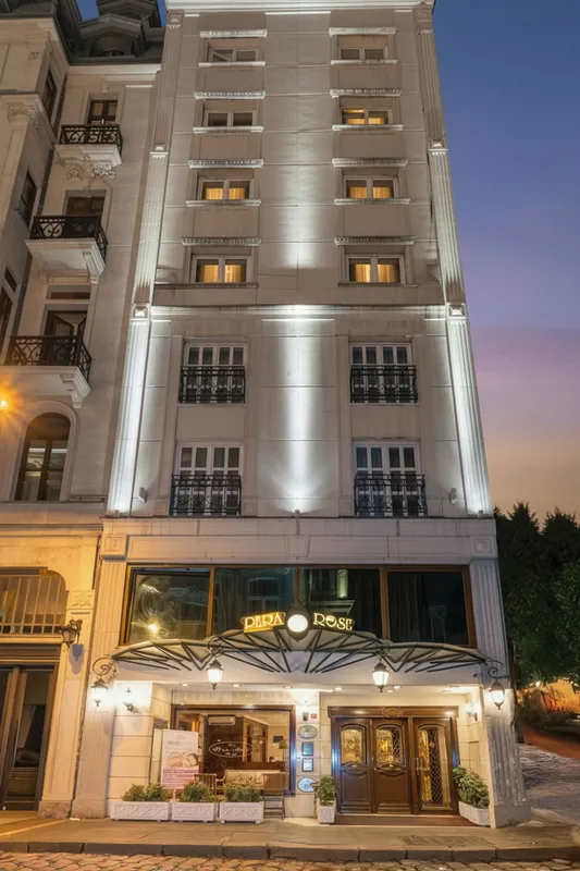 Pera Rose Hotel & Spa, Stamboll