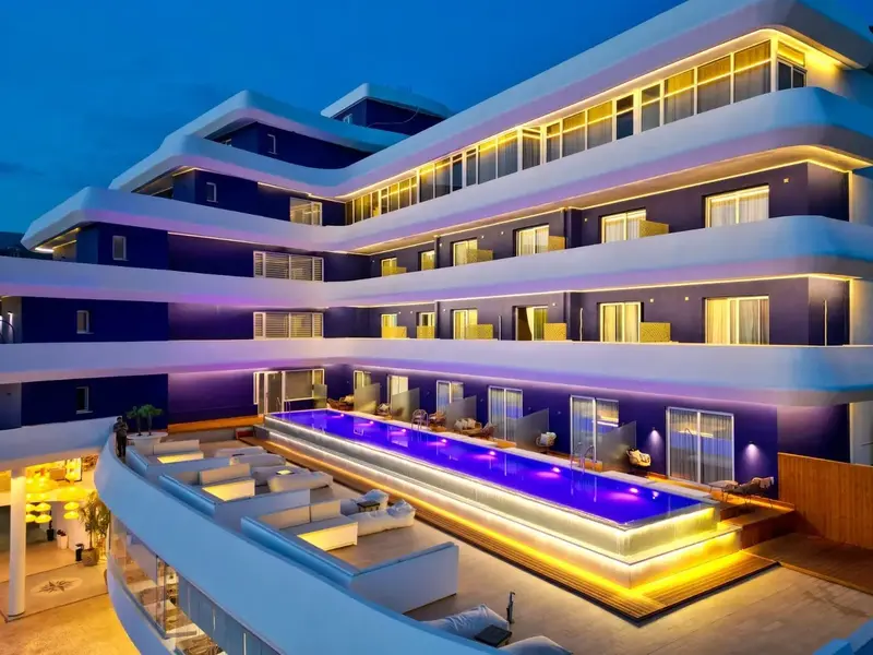 Hotel Regina Blue, Radhimë — Vlorë – Tiranë — foto 2 nga 9