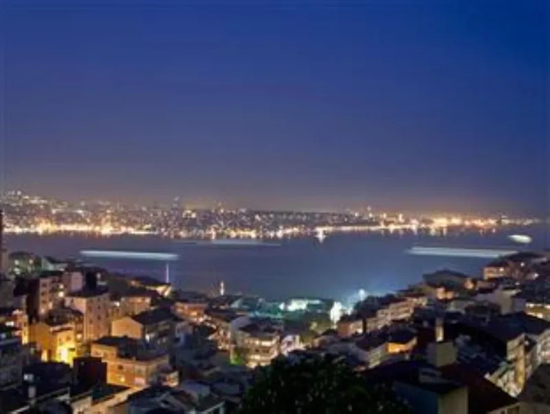 Grand Star Bosphorus, Stamboll
