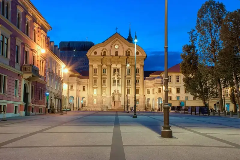 Zagreb, Bled, Ljubljana, Split, Makarska, Mostar — Kroaci, Slloveni dhe Bosnjë-Hercegovinë — foto 4 nga 6