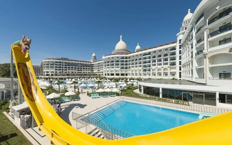 Diamond Premium Hotel & Spa, Side