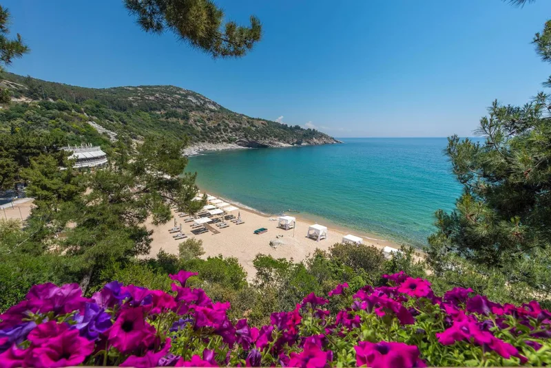Tosca Beach Hotel 4, Kavallë
