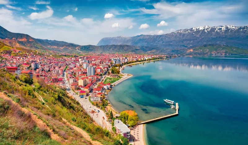 Fundjavë në Pogradec, Strugë, Ohër dhe Tiranë