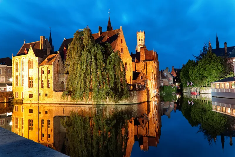 Bruges për Festat e Nëntorit