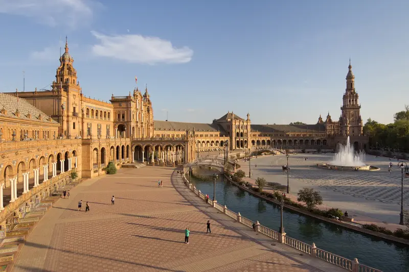 Andaluzia, Sevilja dhe Malaga