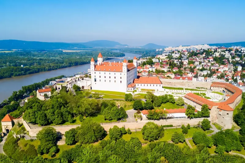 Bratislavë