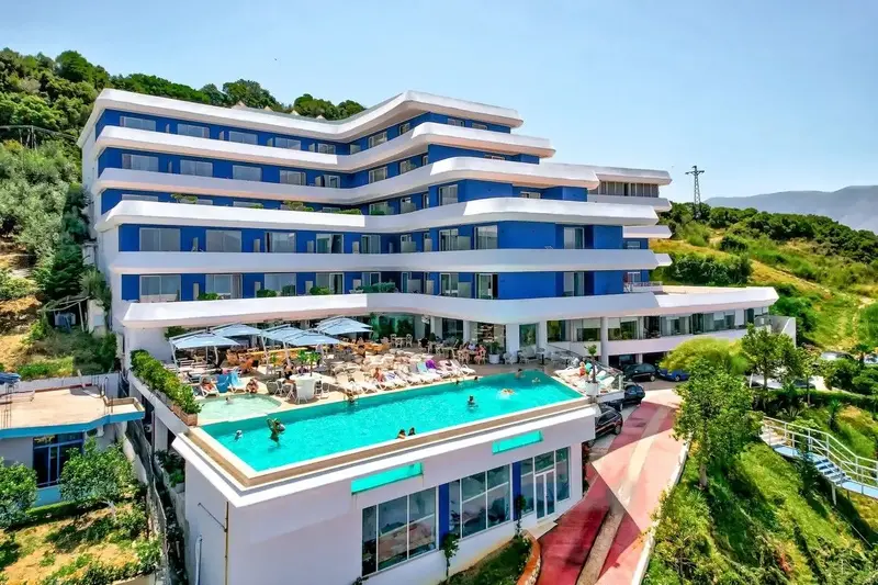 Hotel Regina Blue, Radhimë — Vlorë – Tiranë — foto 3 nga 9