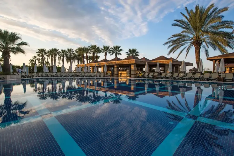 Crystal Tat Beach Pearl Collection, Belek