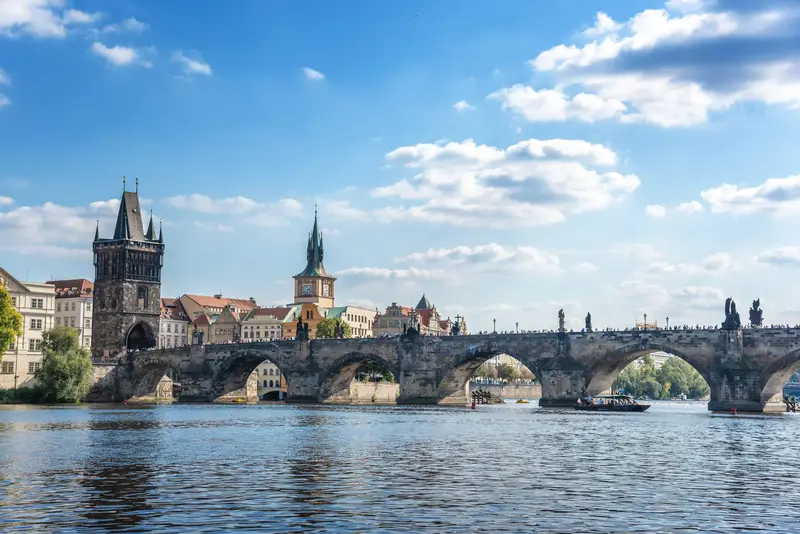 Pragë, Budapest, Vienë dhe Bratisllavë