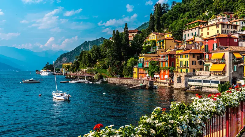 Strasbourg, Colmar, St. Moritz, Como dhe Milano — Strasbourg, Colmar, St. Moritz, Zyrih, Como dhe Milano — foto 3 nga 8