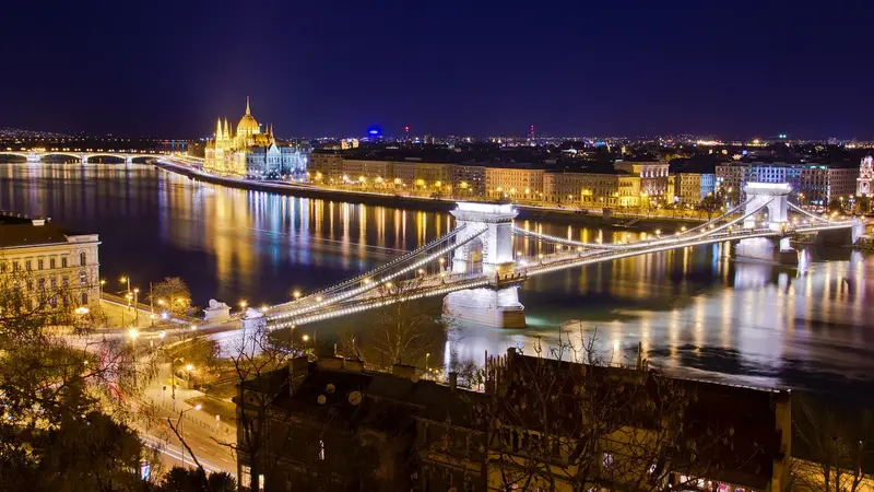 Budapest, 3 netë