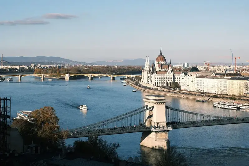 Vjenë dhe Budapest, oferta për 28 Nëntor