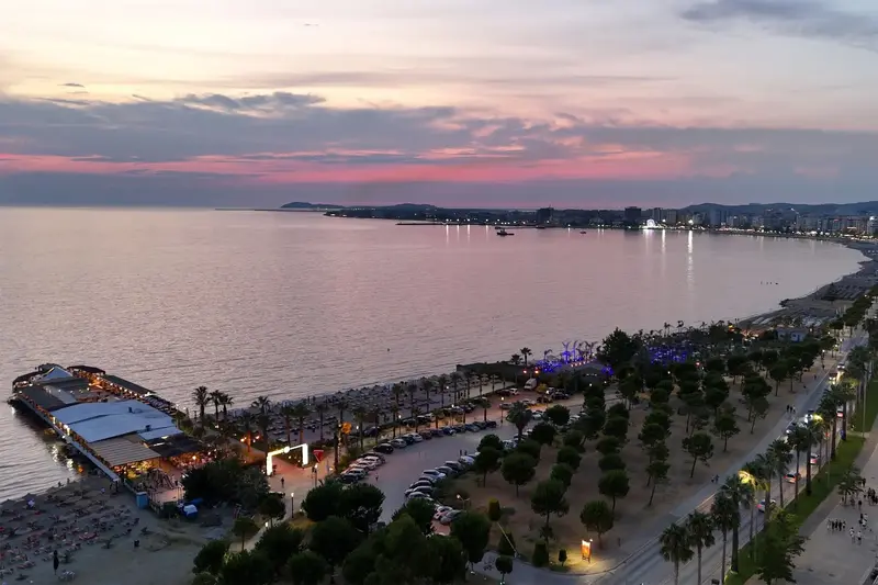 Vlorë, oferta për 28 Nëntor — Vlorë, Shqipëri — foto 2 nga 6