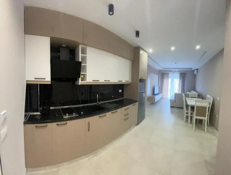 Hotel Elite, Shëngjin
